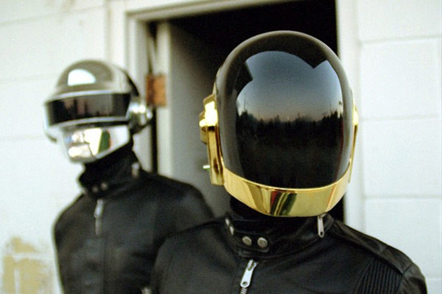 Gaseoso recuerdos Redondo Los cascos de Daft Punk, 10 años de historia