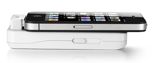Dale a tu iPhone una pantalla de 50 con el proyector iPico