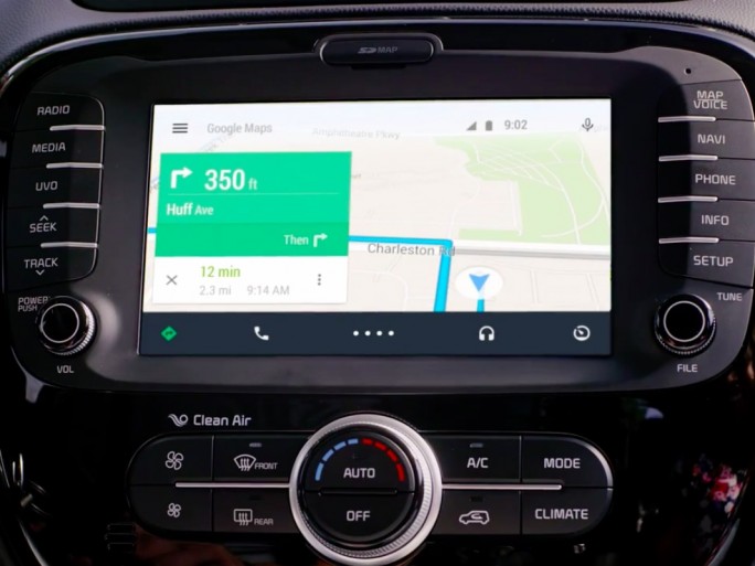 Ya está disponible la aplicación oficial Android Auto para smartphones